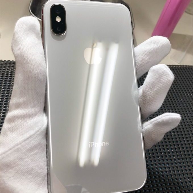 スマホガラスコーティングおすすめ店舗 神戸でiPhoneの背面を施工